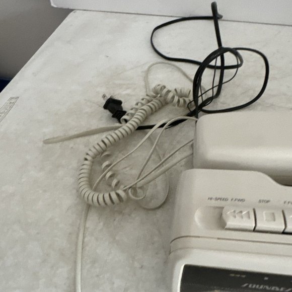 VINTAGE Soundesign 7580IVY AM/FM Alarm Clock radio Telephone Cassette Player - Picture 5 of 9